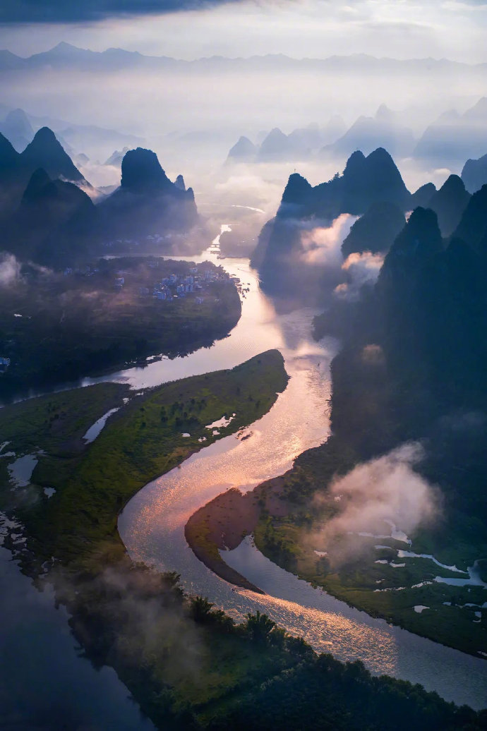 广西发展，双刃剑效应探析